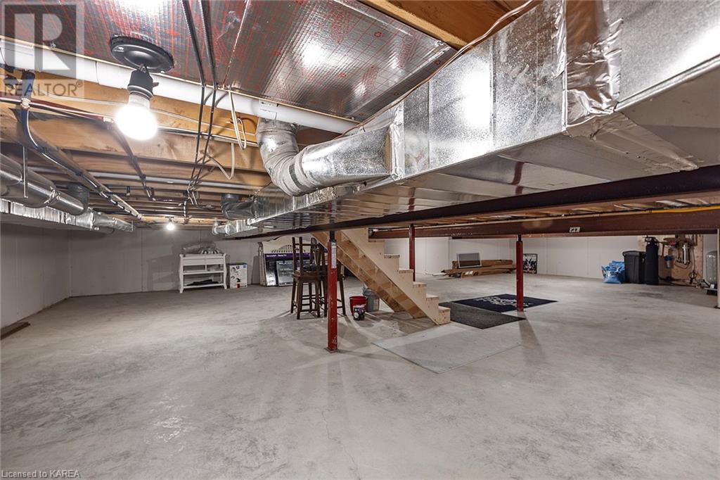 868 STEPHENTOWN Lane