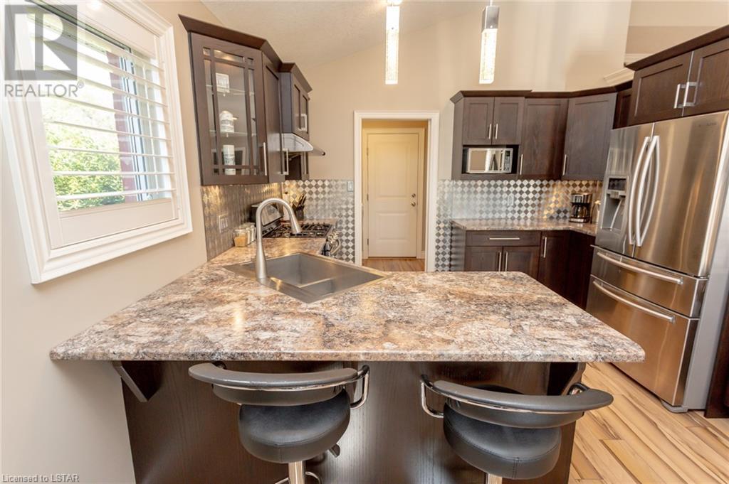 30 AMBLESIDE Drive