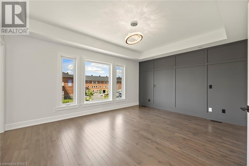 20 PARK Crescent