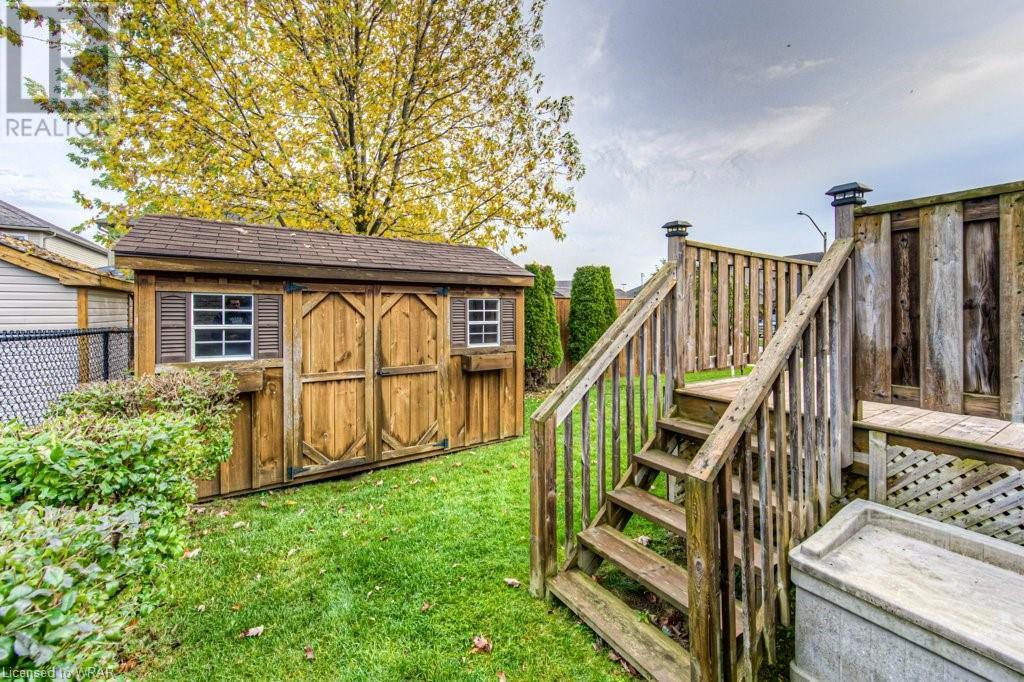 88 SNOW GOOSE Crescent