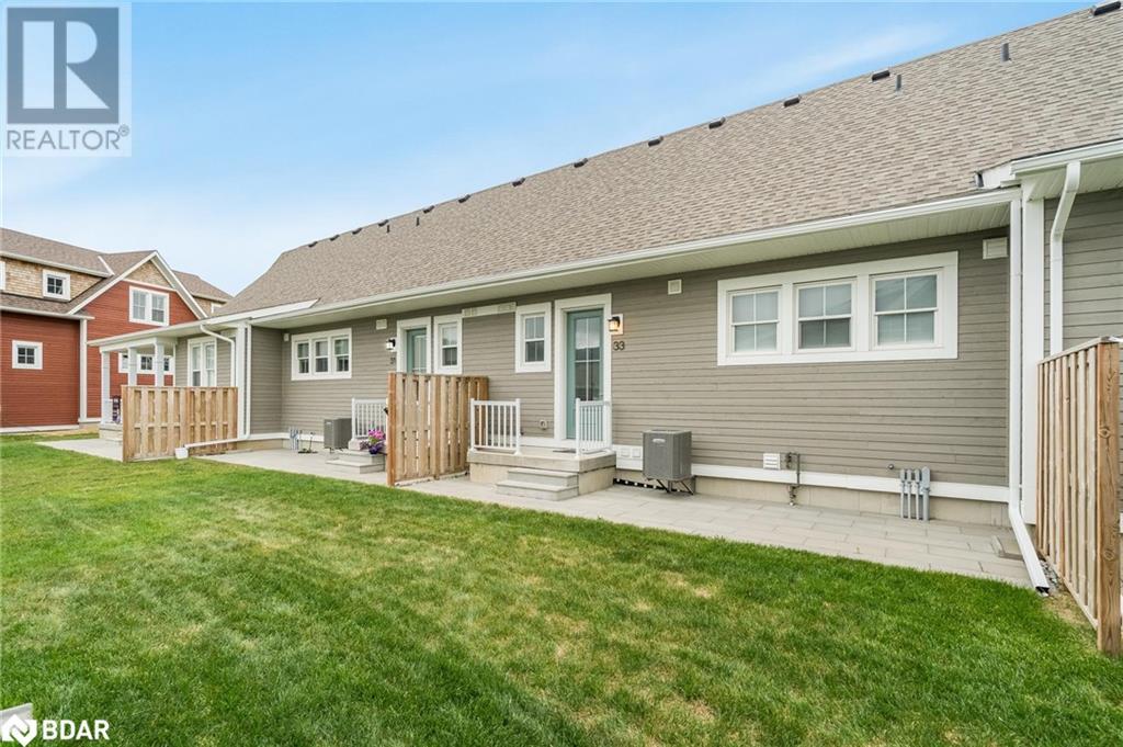 33 JULIA Crescent