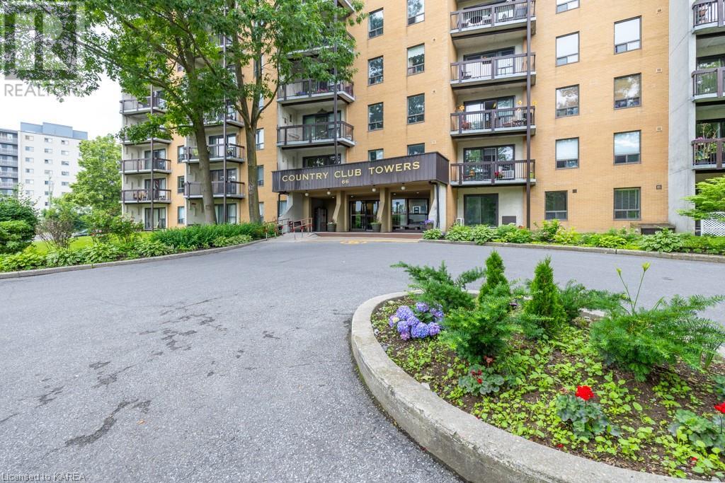 66 GREENVIEW Drive Unit# 501
