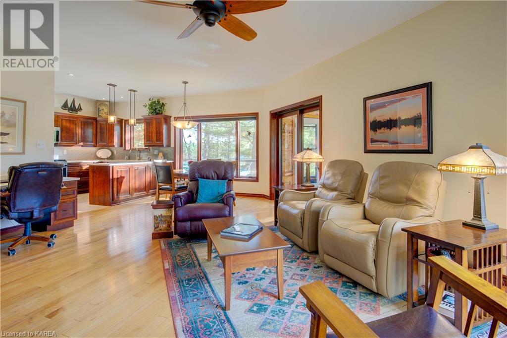 338 MOULTON FARM Lane