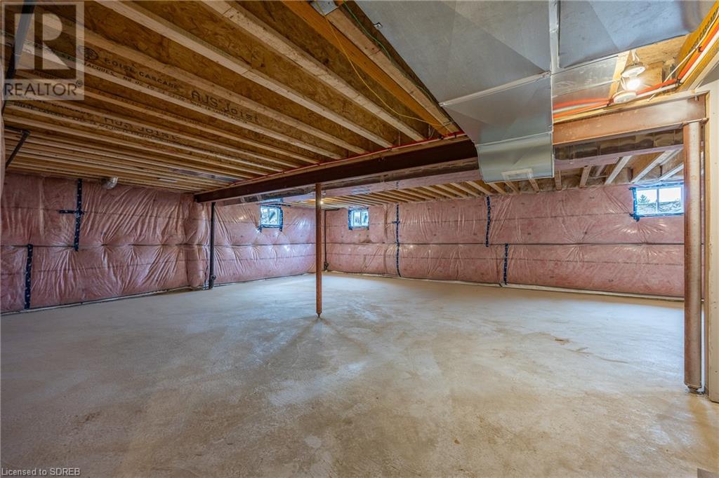 6 BUTTERNUT Drive