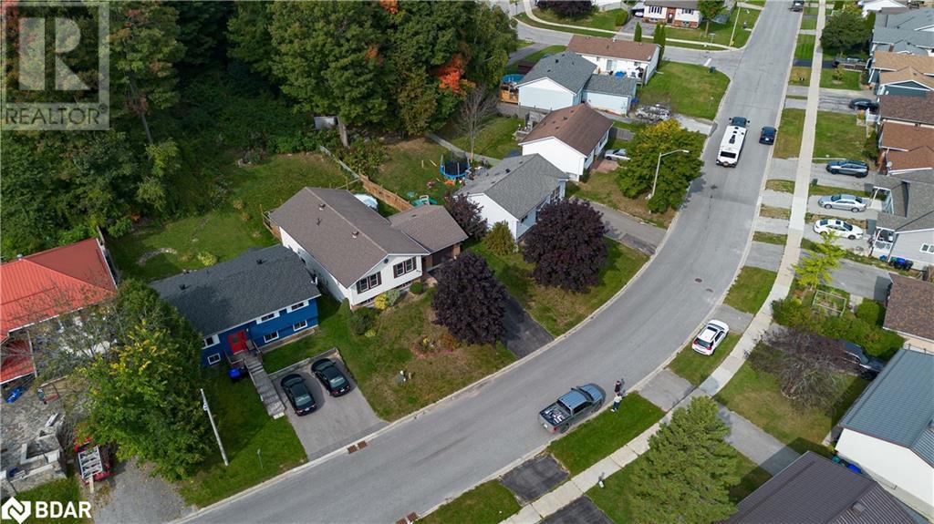 813 BIRCHWOOD Drive