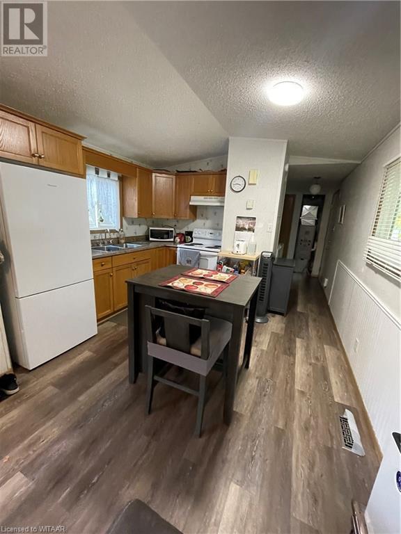 596101 HIGHWAY 59 Unit# 106