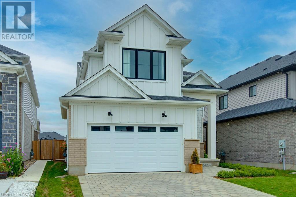 216 CRESTVIEW Drive