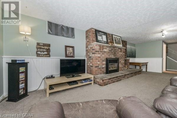 10 WELLINGTON Drive