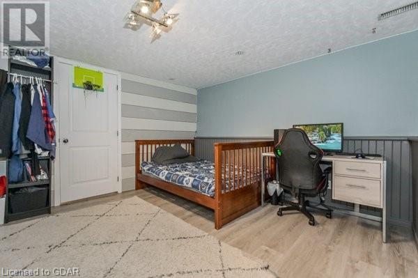 10 WELLINGTON Drive