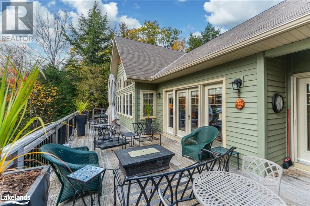5553 KENNISIS LAKE Road