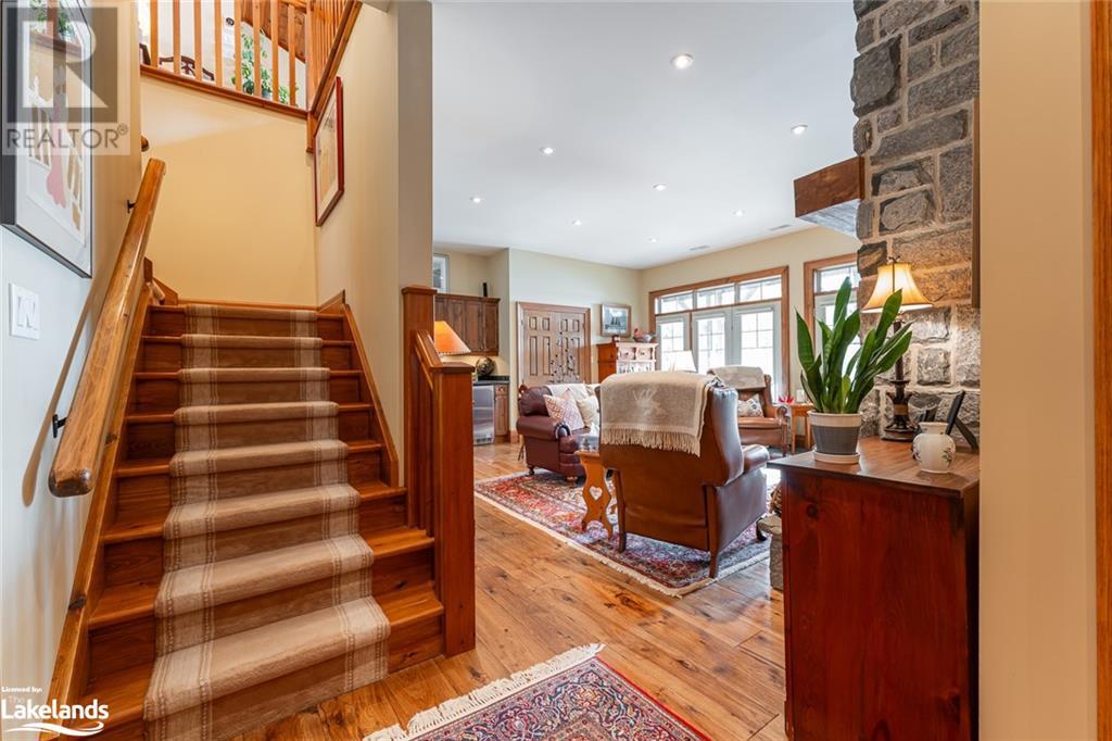 5553 KENNISIS LAKE Road