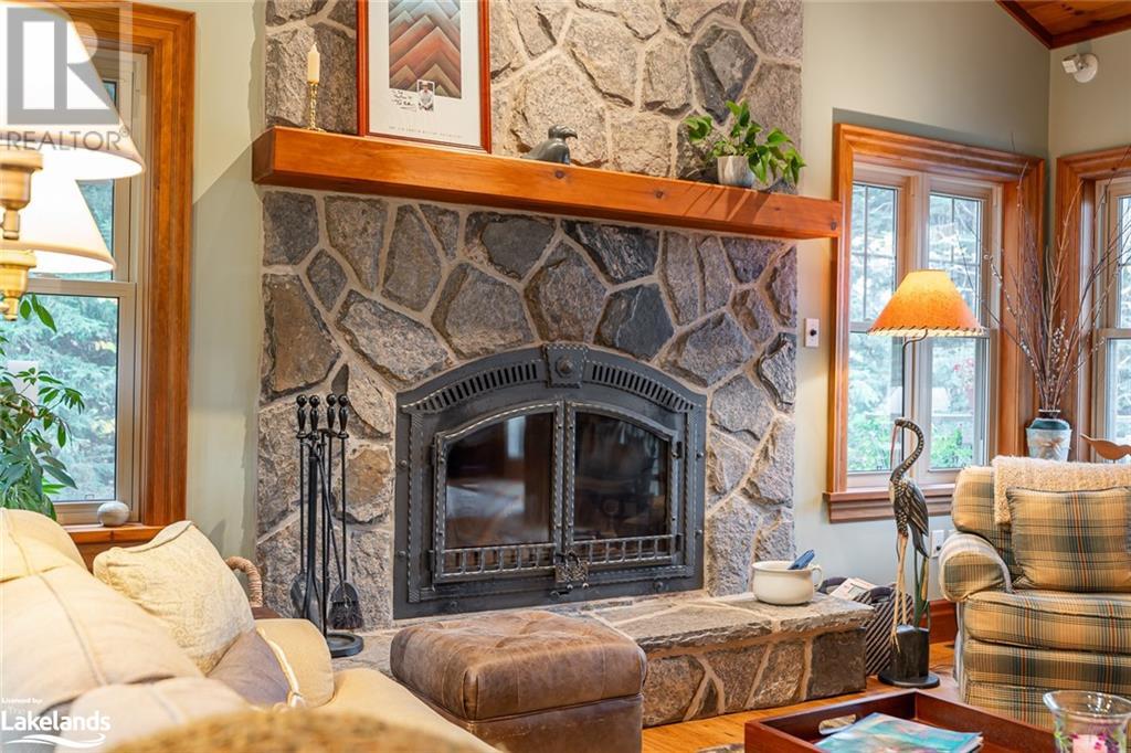 5553 KENNISIS LAKE Road