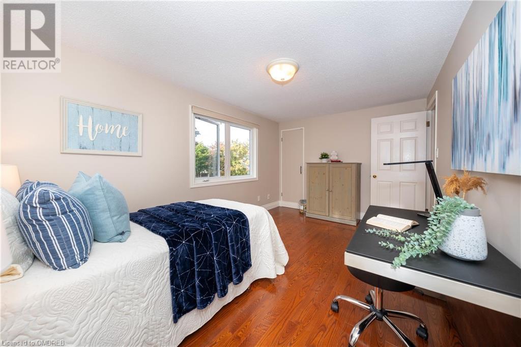 178 SANDFORD FLEMING Drive
