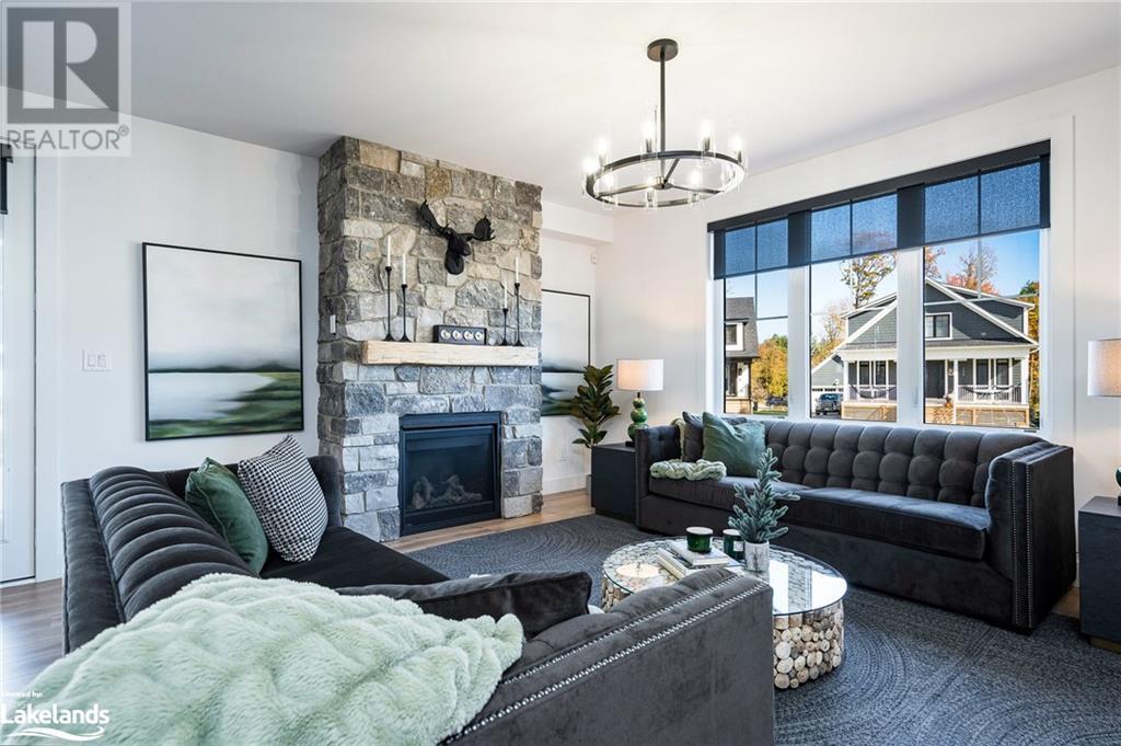 111 BLACK WILLOW Crescent