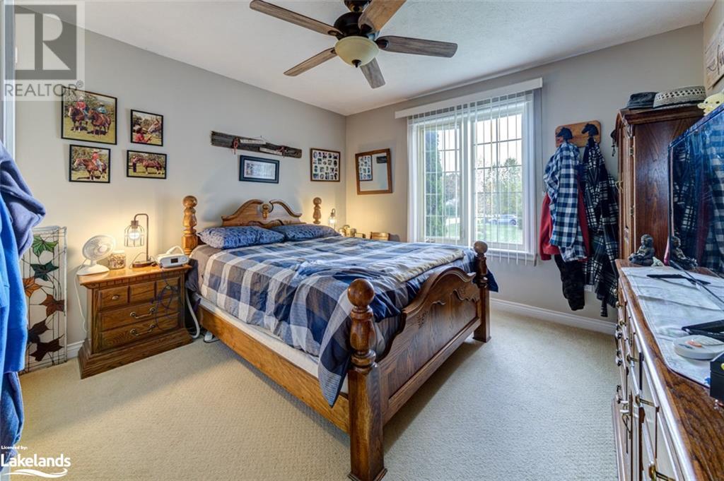 49 COUNTRY Crescent