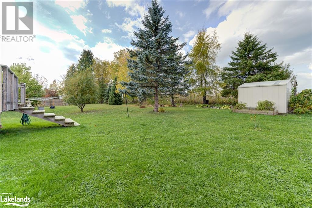 49 COUNTRY Crescent
