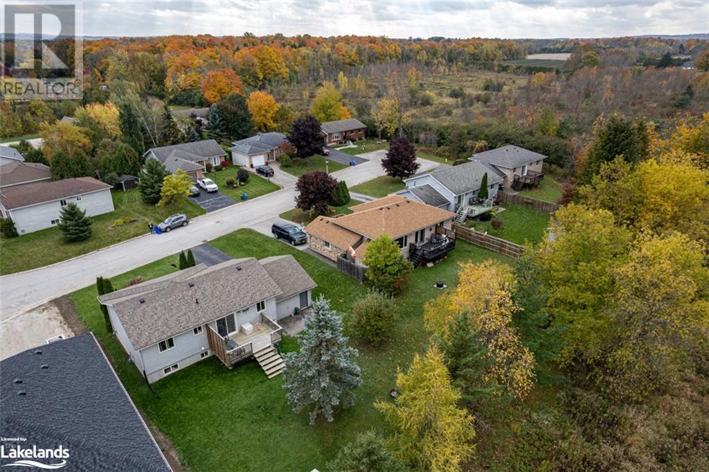 49 COUNTRY Crescent