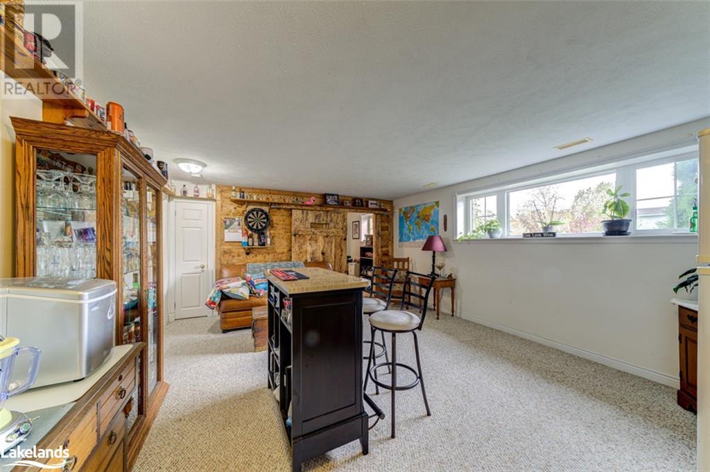 49 COUNTRY Crescent