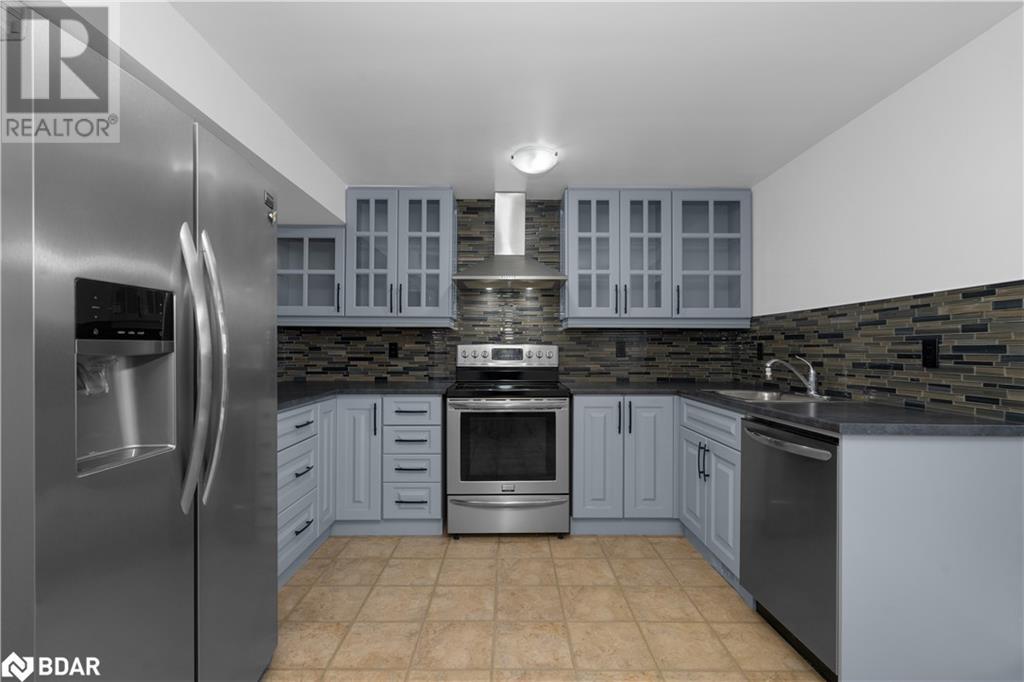 10 SELKIRK Crescent