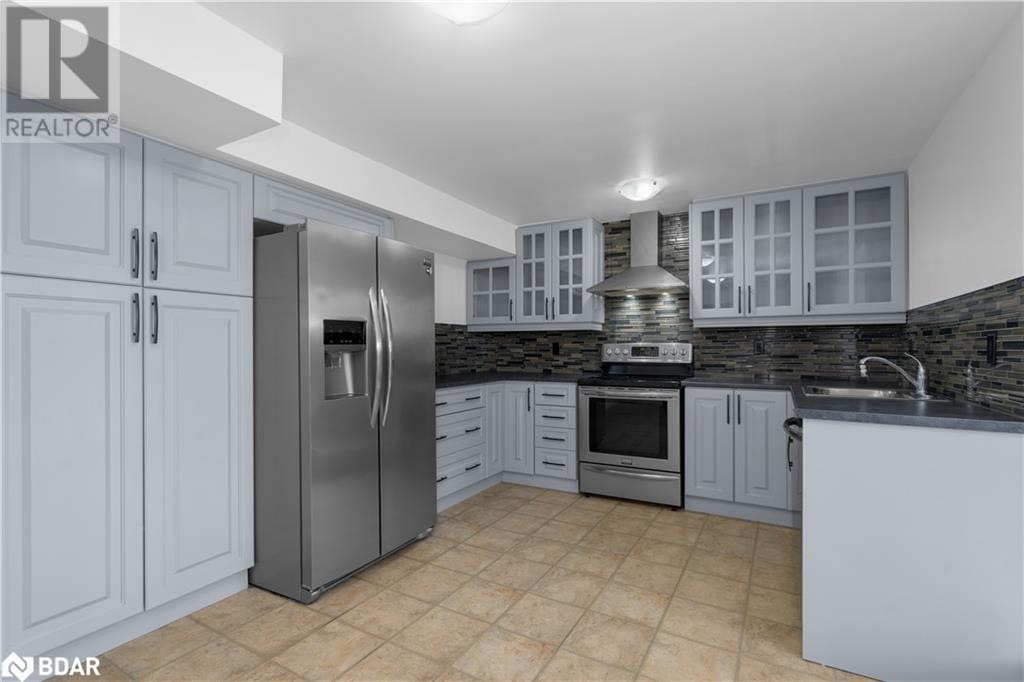 10 SELKIRK Crescent