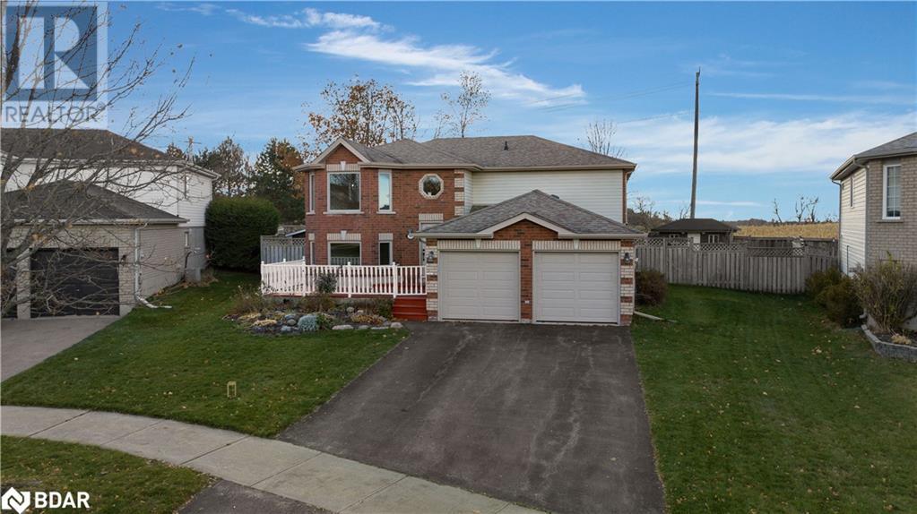 10 SELKIRK Crescent