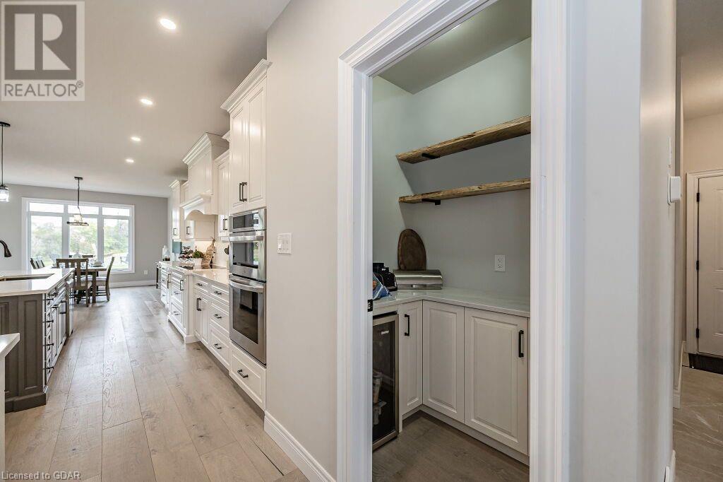 306 EAST RIVER Road