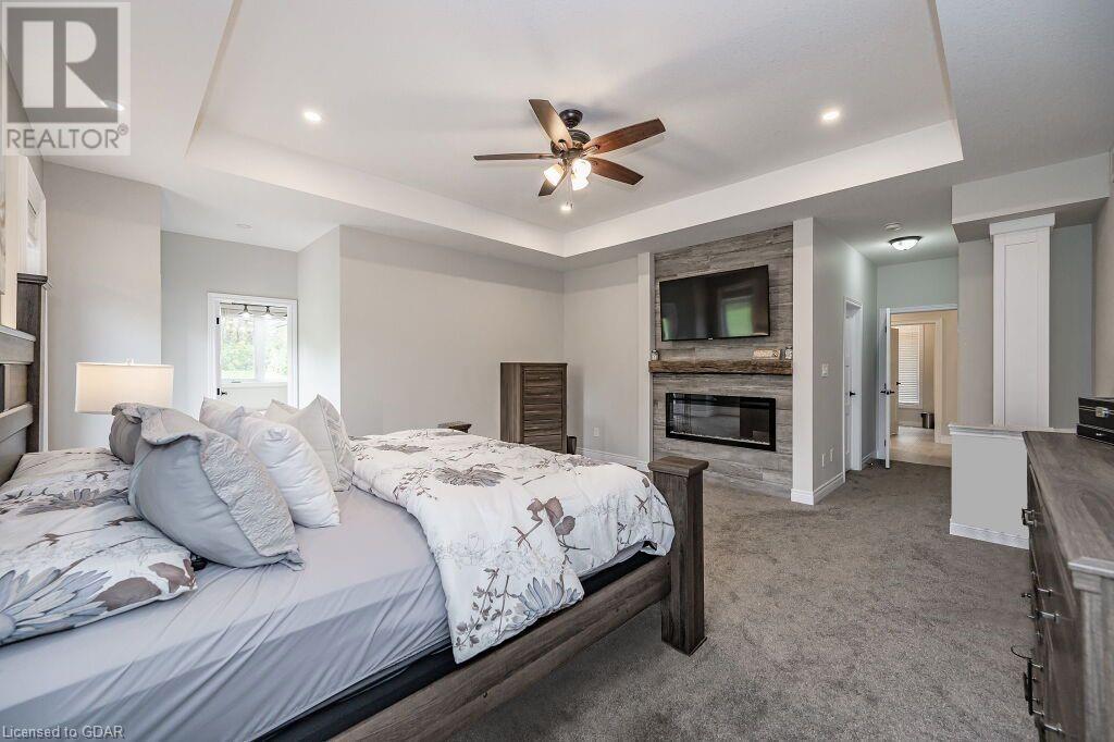 306 EAST RIVER Road