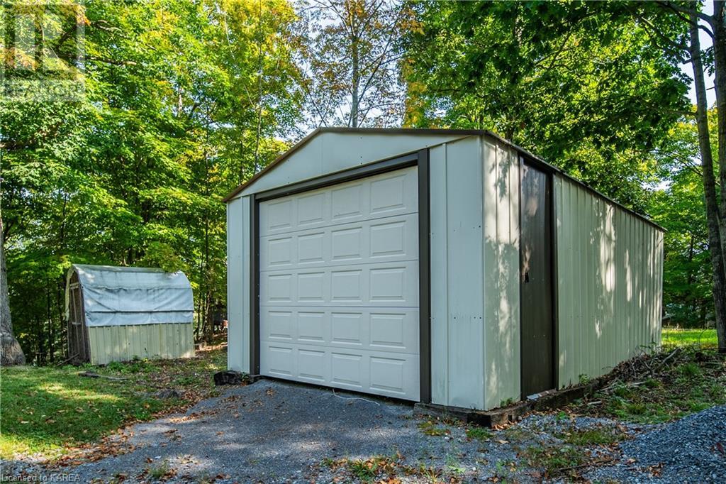 1124 OTTER POINT Lane
