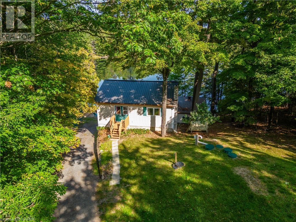 1124 OTTER POINT Lane