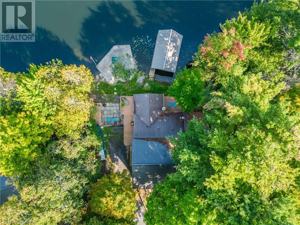 1124 OTTER POINT Lane