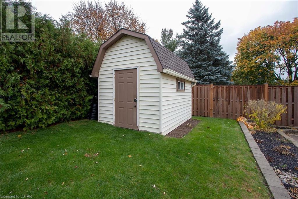 184 BYRON Avenue