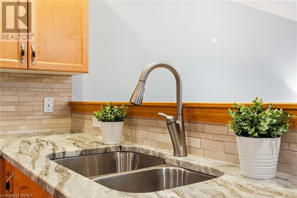 53 BEVERLY Street E Unit# 21