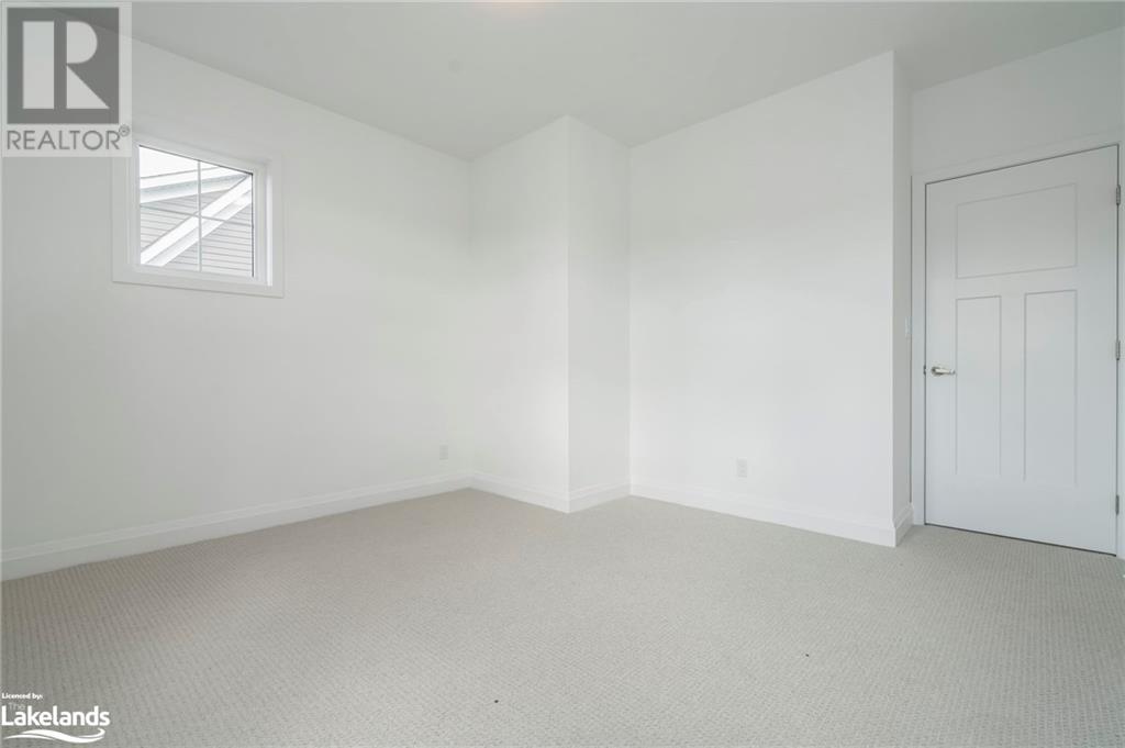 24 DANIELLE Crescent