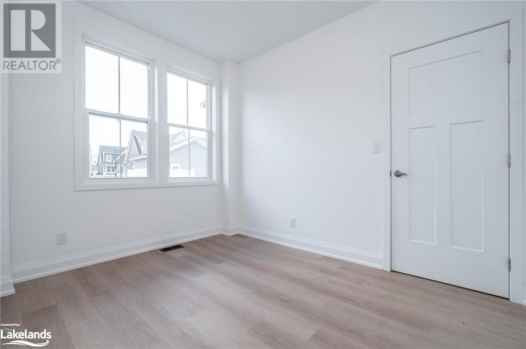 26 DANIELLE Crescent