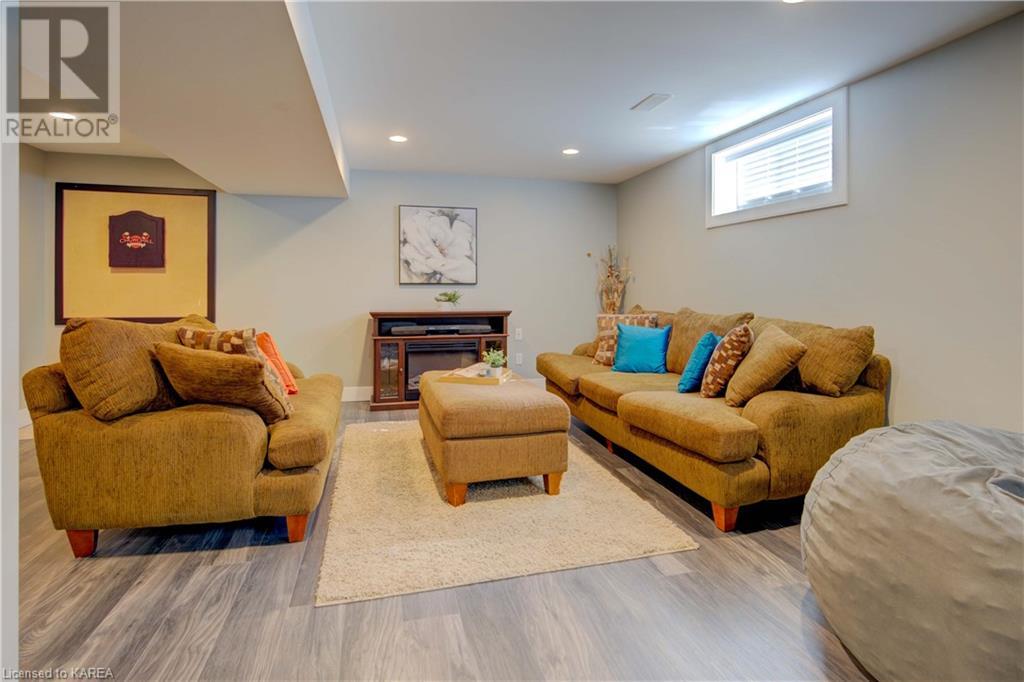 413 COUNTY RD 6