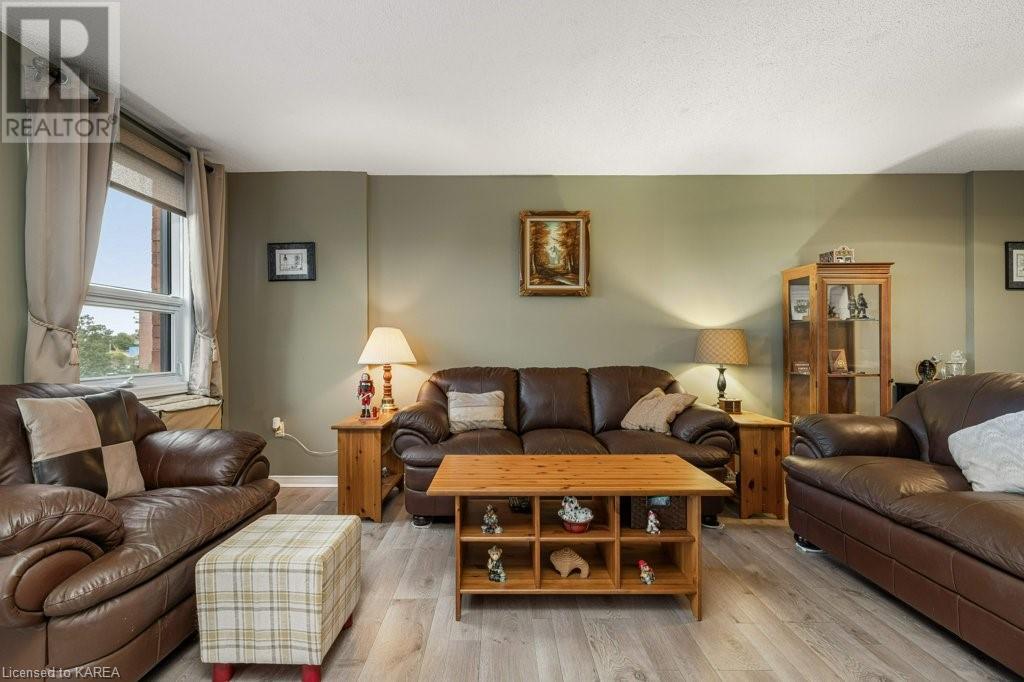 675 DAVIS Drive Unit# 501