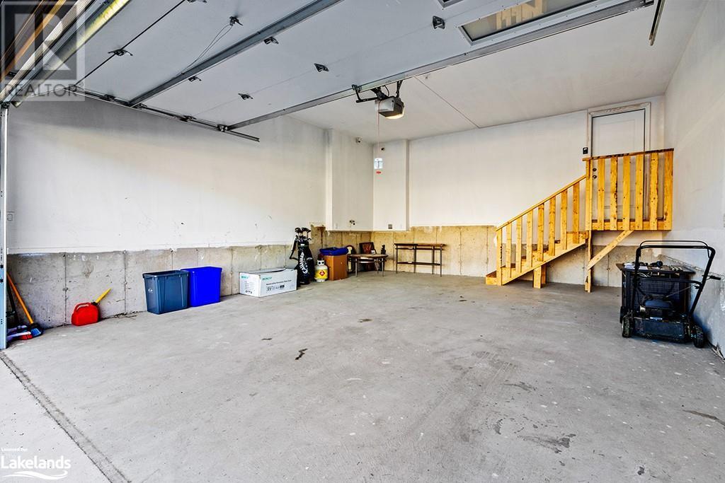 157 SPRINGSIDE Crescent