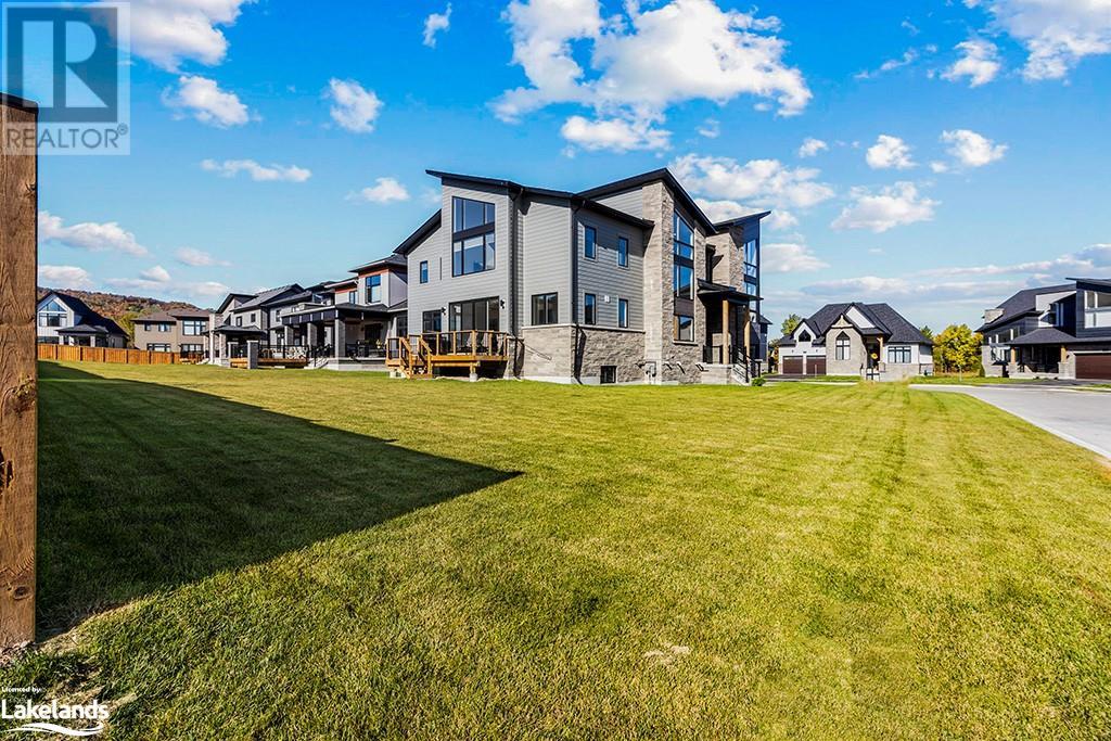 157 SPRINGSIDE Crescent