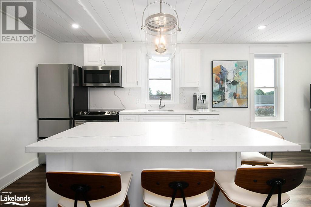 110 SYKES Street N Unit# 303