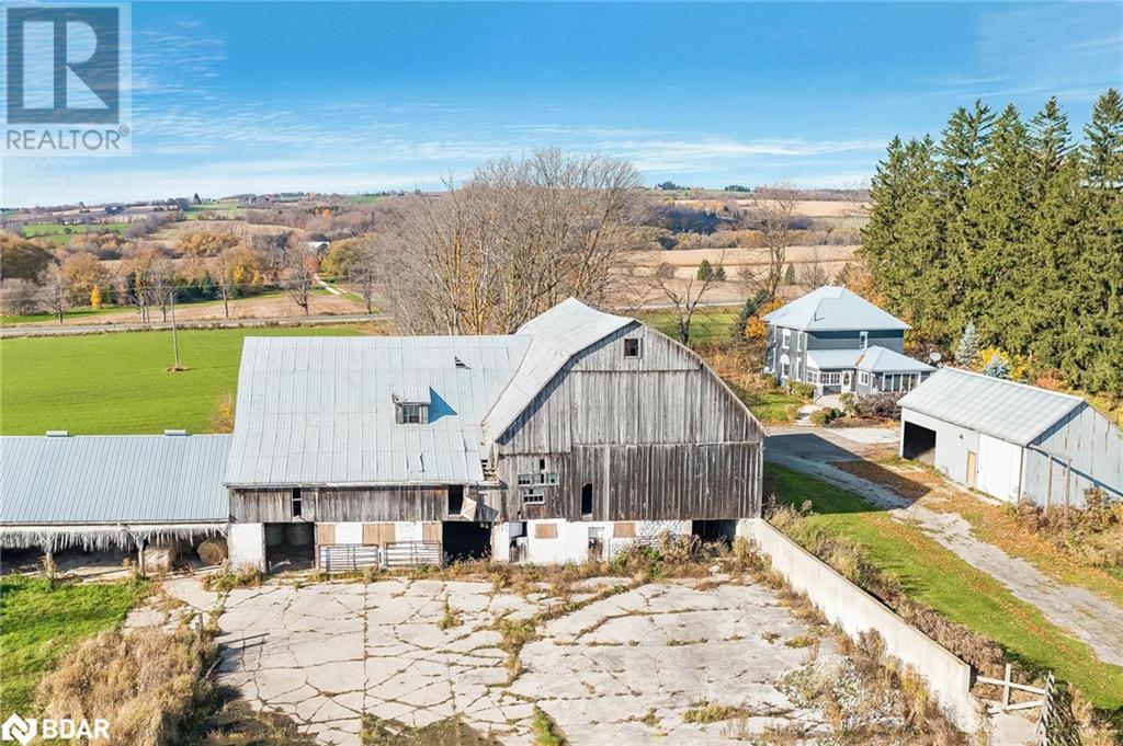 2605 COUNTY ROAD 42 Road