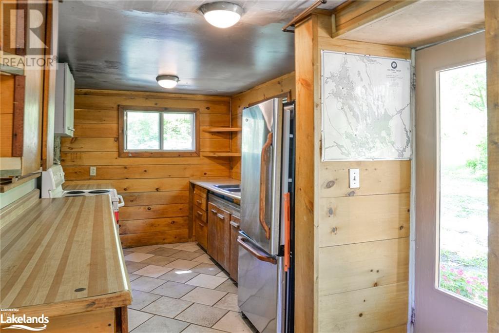 98 DRIFTWOOD Lane