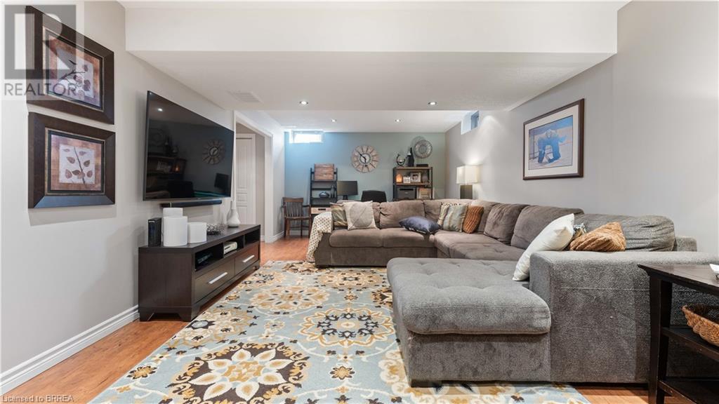 36 IRONGATE Drive