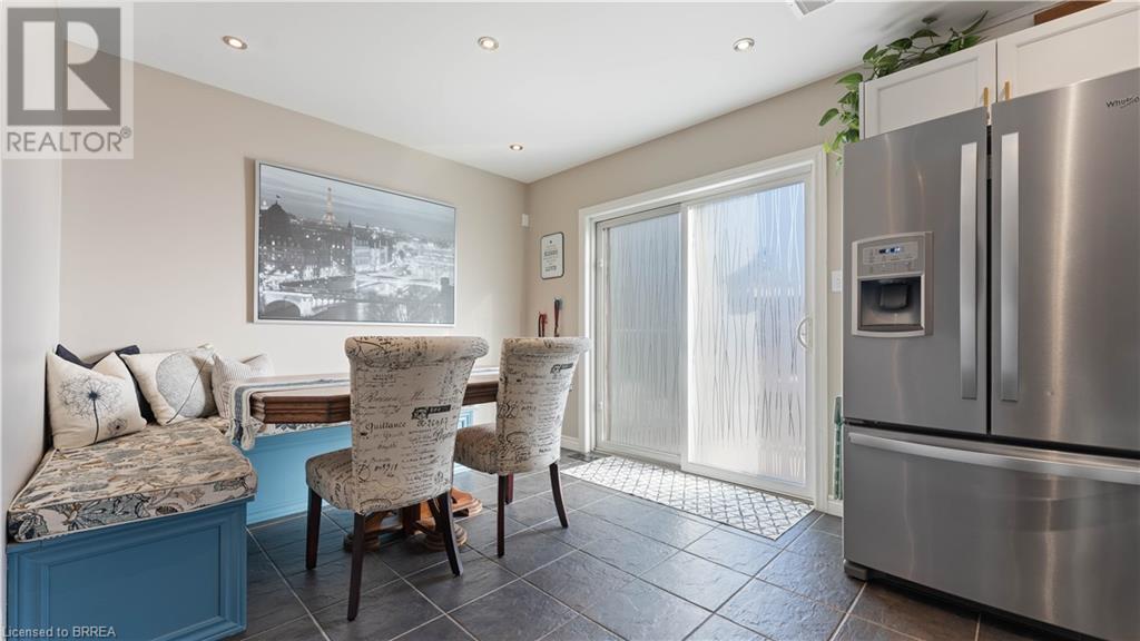 36 IRONGATE Drive