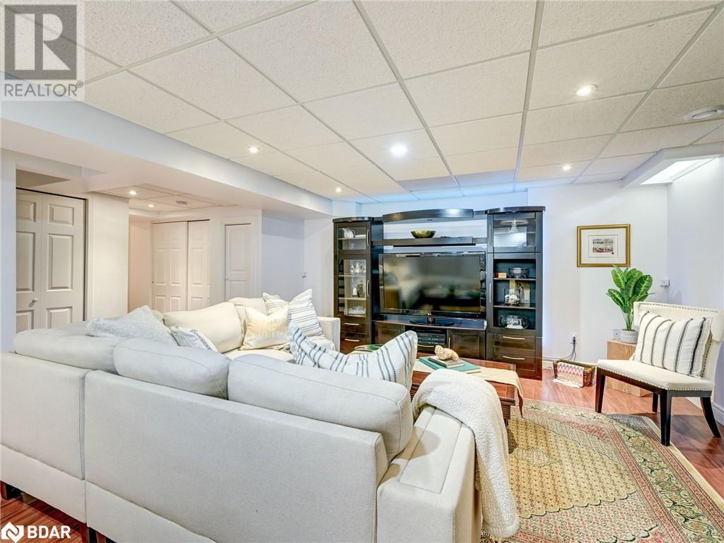 62 DUNNING Drive