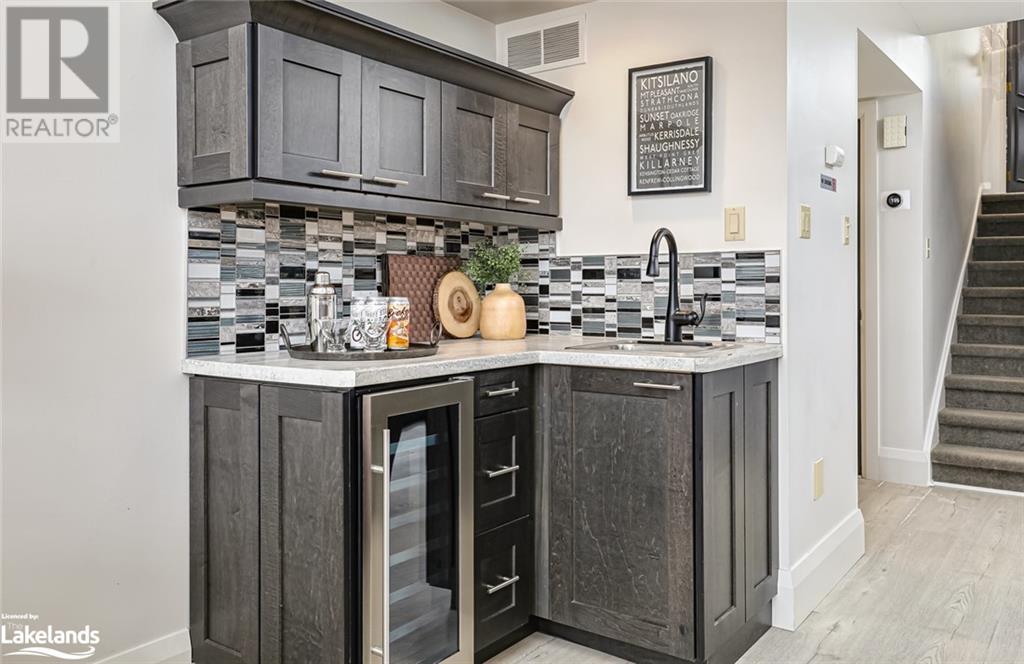 796404 19 GREY Road Unit# 202