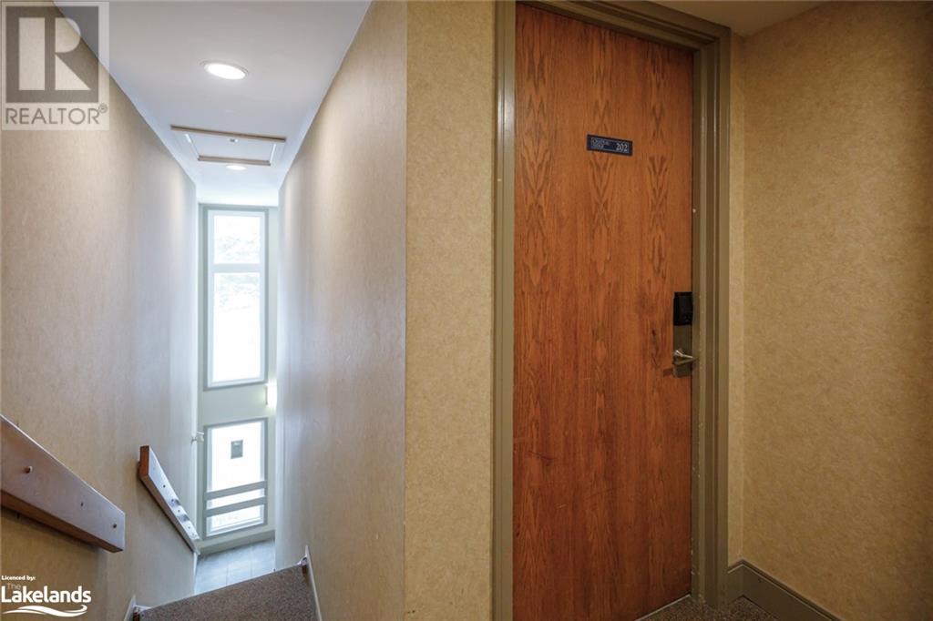 796404 19 GREY Road Unit# 202