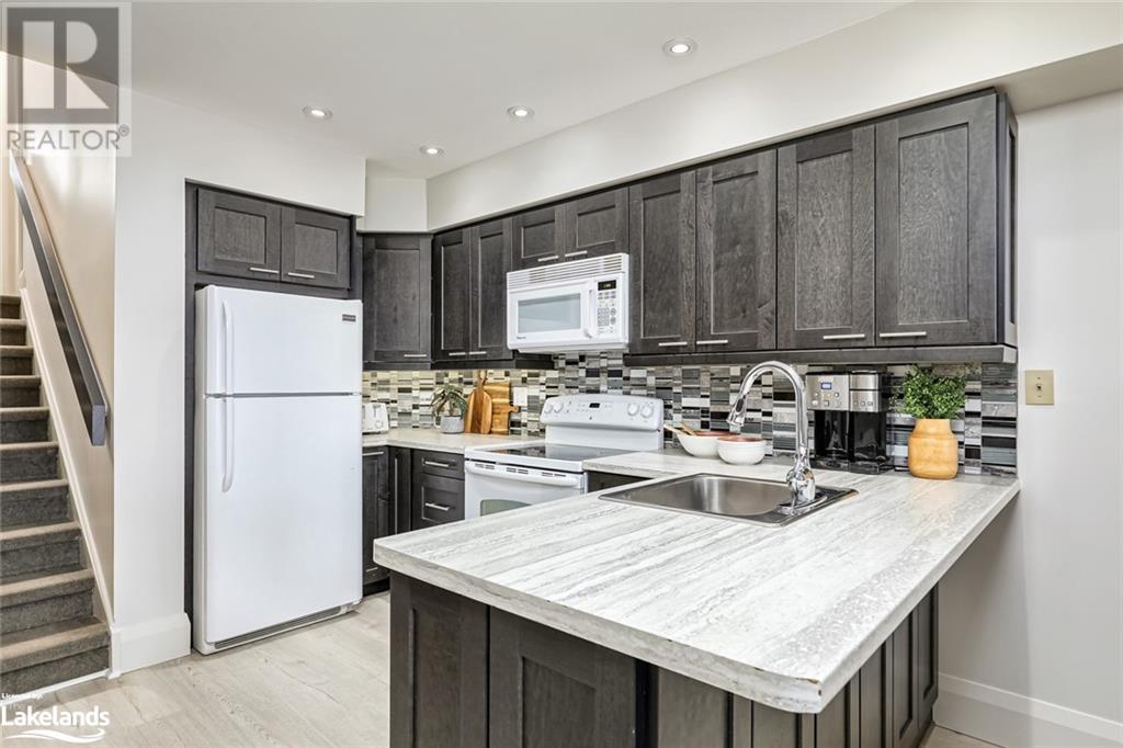 796404 19 GREY Road Unit# 202