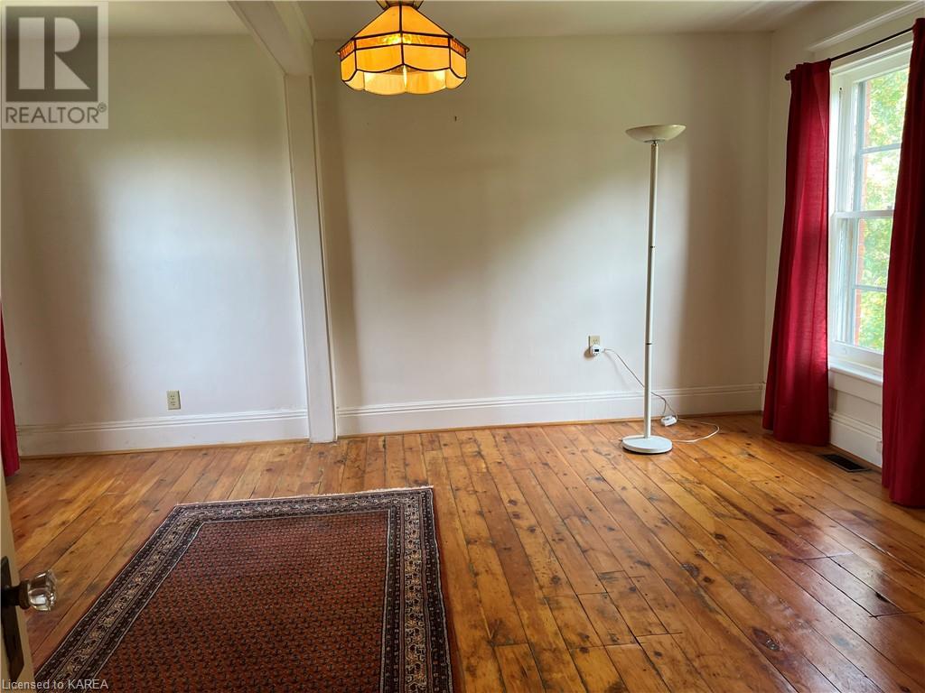 463 ELVA Avenue