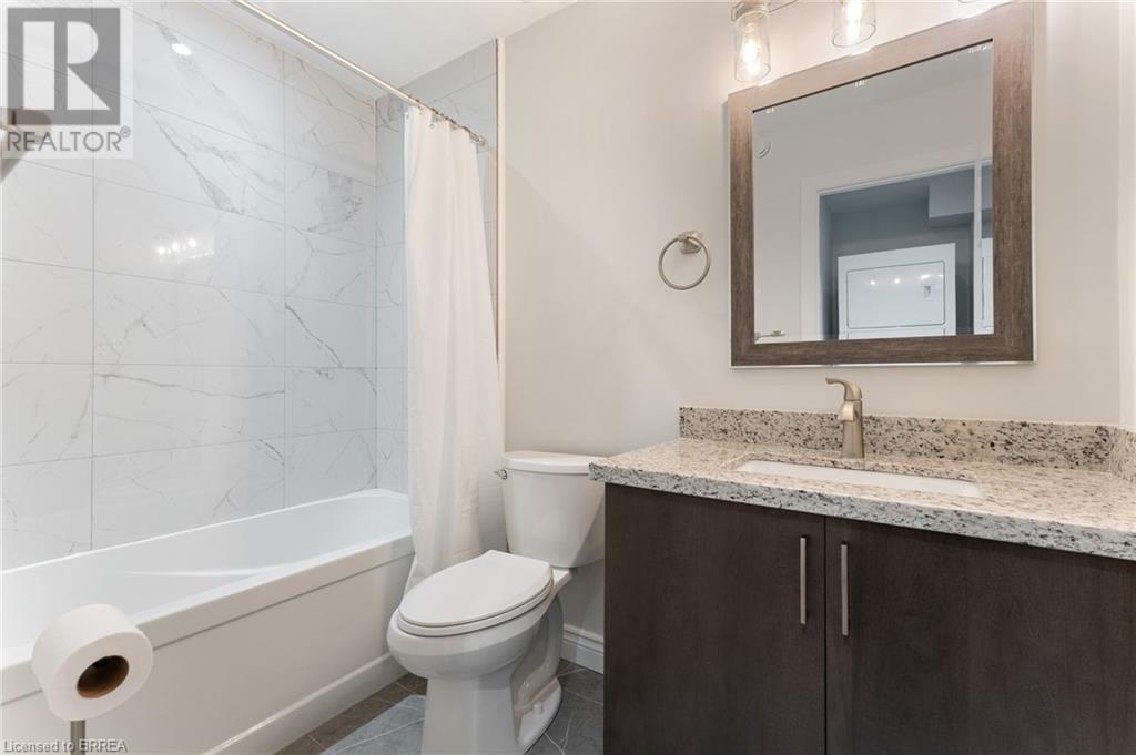 19 GRAND RIVER Street N Unit# 202