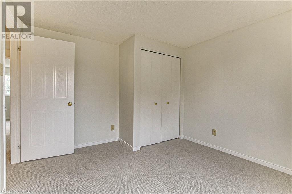606 ROYAL BEECH Drive